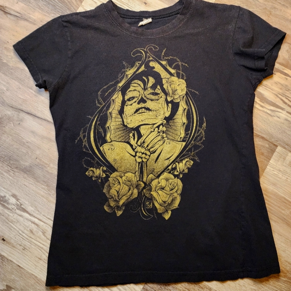 Women skeleton throat grab